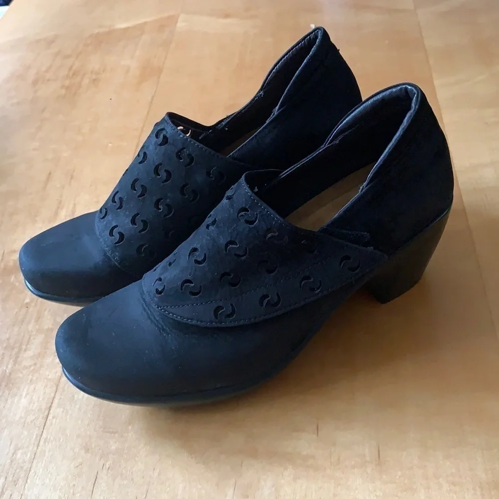 Naot Precious Dress Pump Booties 7